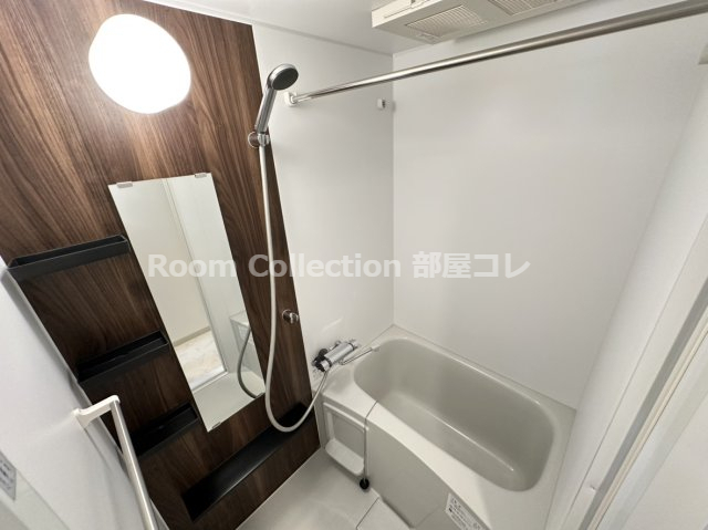 バス・シャワールーム　※同物件他部屋写真 反転、色違いの場合有 現況優先