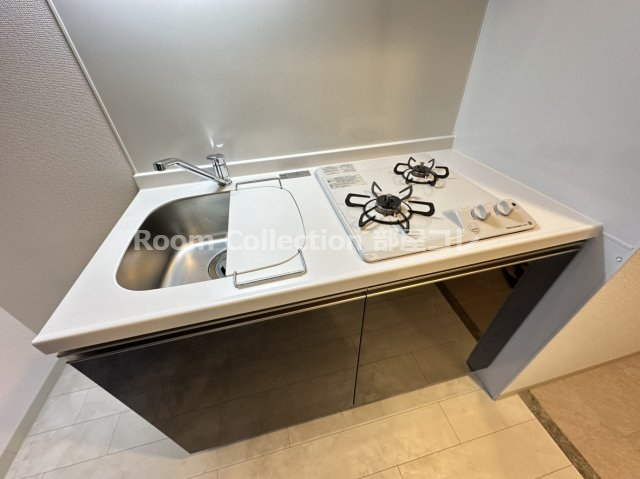 キッチン　※同物件他部屋写真 反転、色違いの場合有 現況優先