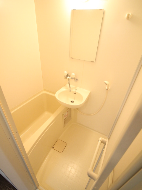 バス・シャワールーム　別部屋　参考写真