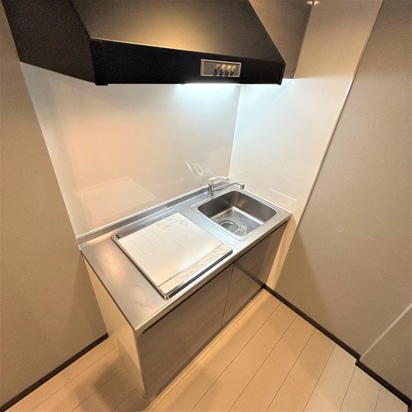 キッチン　※室内写真は同物件他居室の参考写真。現況優先となります。