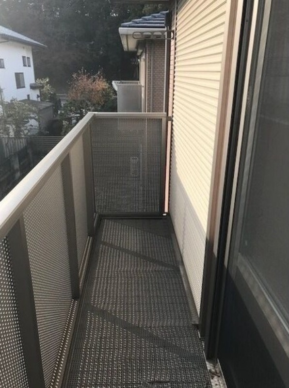 バルコニー　図面と現状に相違がある場合には現状を優先