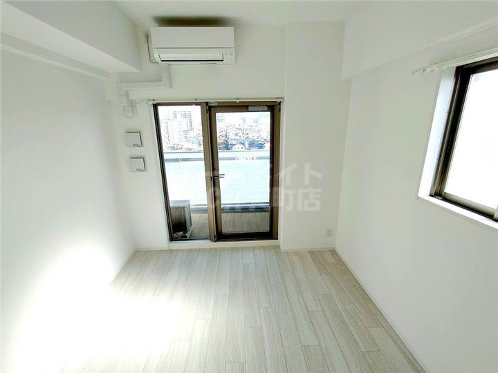 居室・リビング　居間です