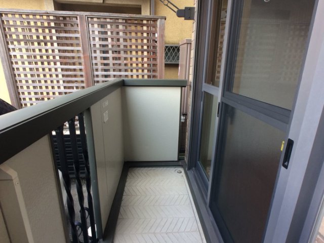 バルコニー　バルコニー