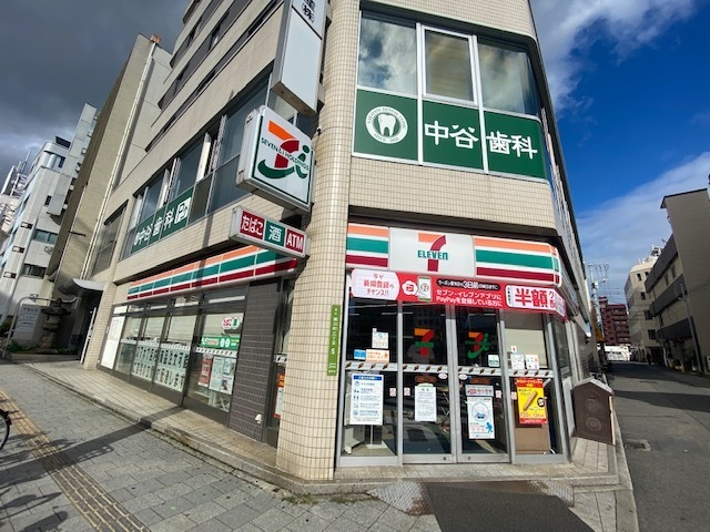 コンビニ　セブンイレブン広島横川２丁目店（コンビニ）まで220m