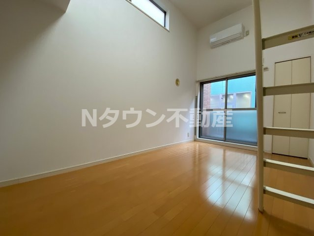 居室・リビング　使いやすい居間です