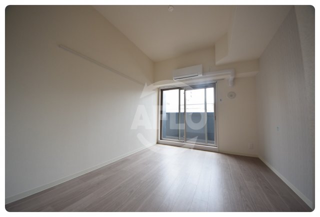 居室・リビング　プレサンス上町台筆ヶ崎NORTH　リビング