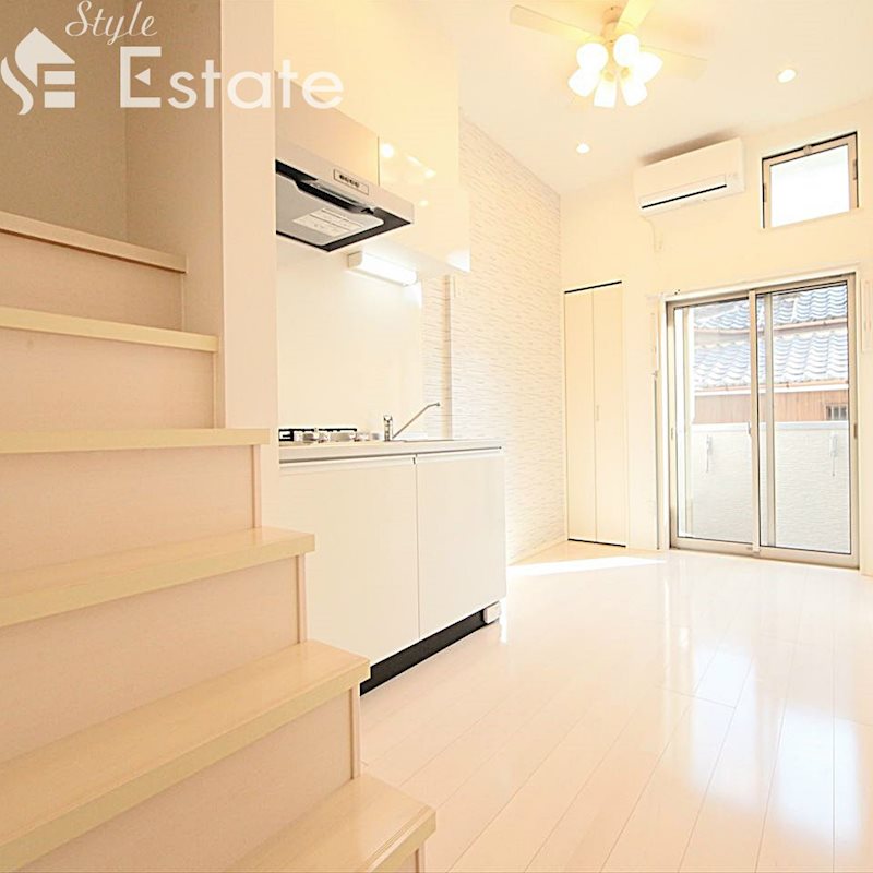 居室・リビング　内装