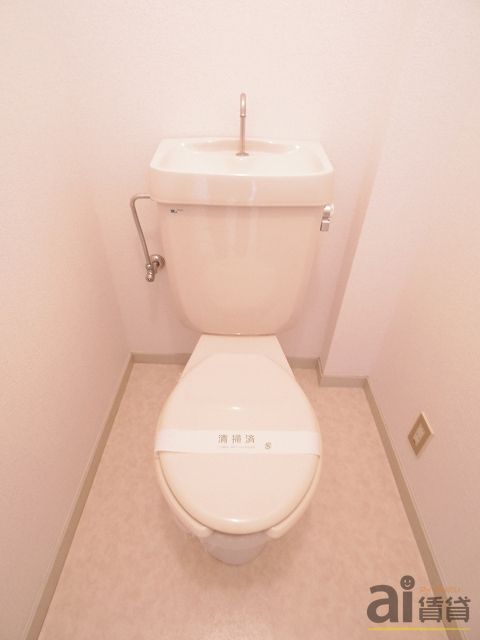 トイレ　※同仕様写真