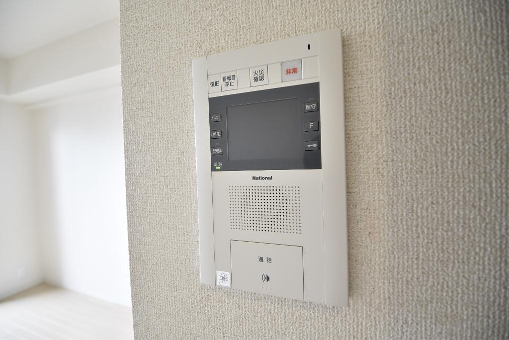 セキュリティ　カメラ付インターホン