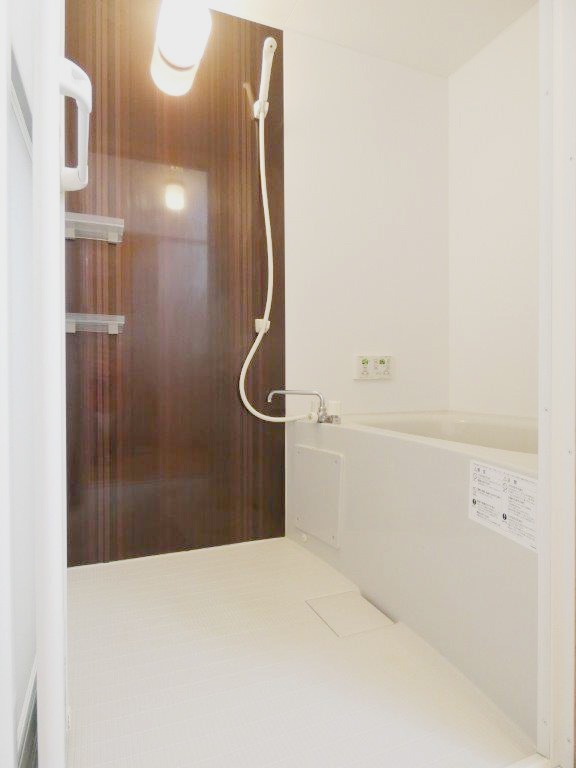 バス・シャワールーム　図面と現状に相違がある場合には現状を優先