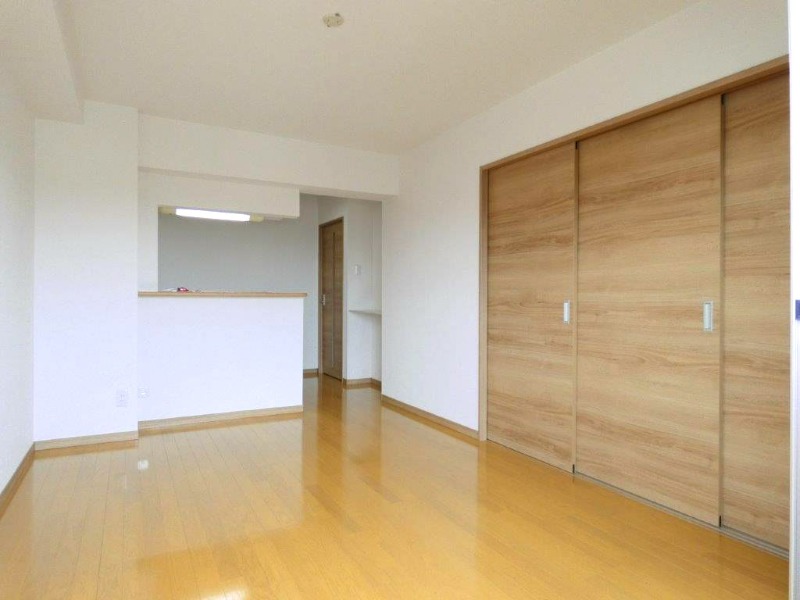 居室・リビング　図面と現状に相違がある場合には現状を優先