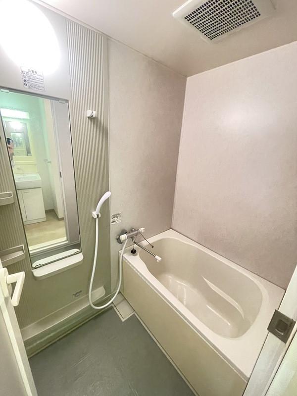 バス・シャワールーム　同一仕様