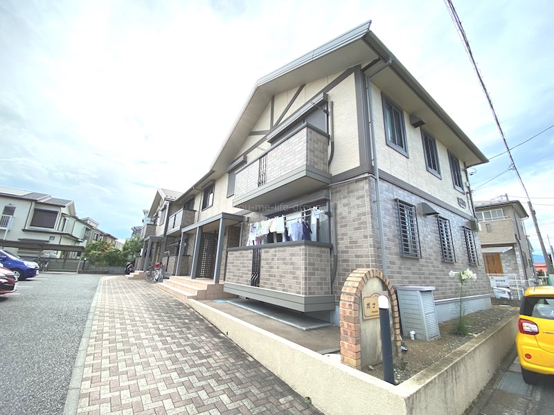 建物外観　日当たり良好です。