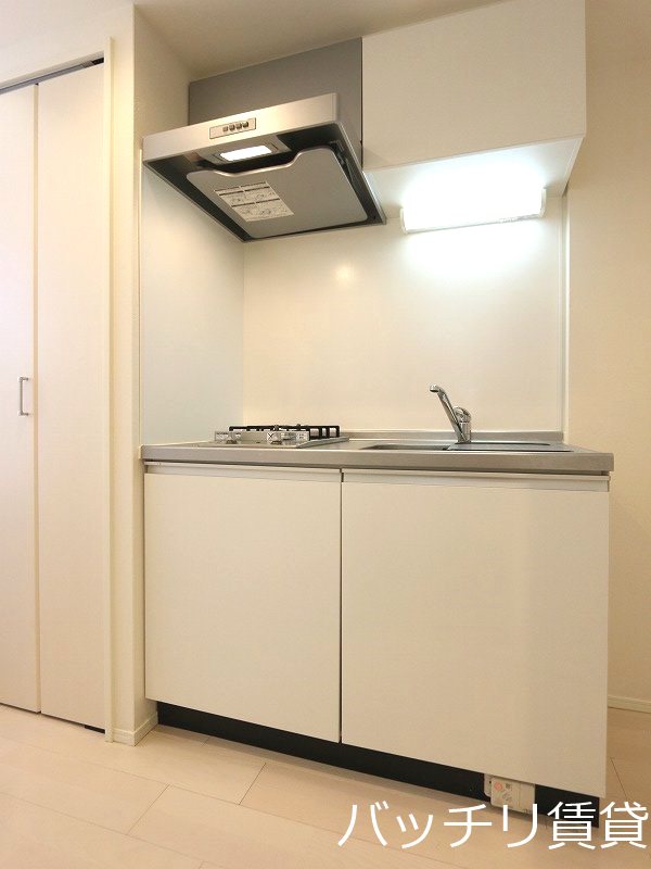 キッチン　同型タイプの為、現状を優先いたします