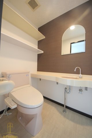 トイレ　ビレッジアール大淀南