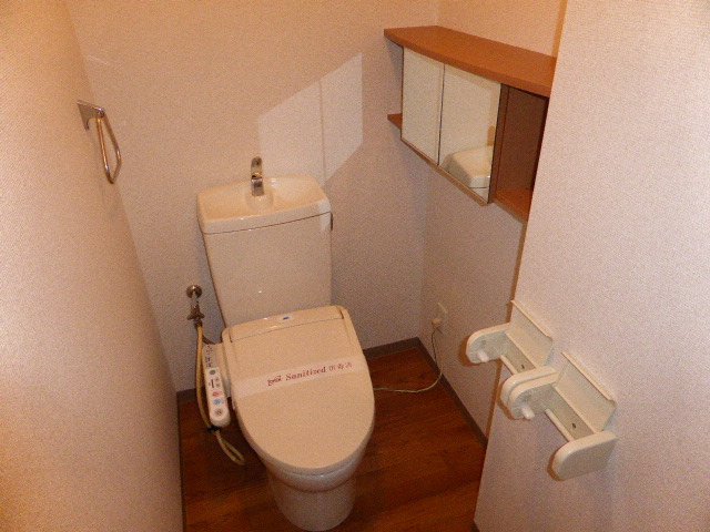 トイレ　シャワー付トイレ