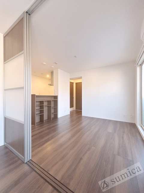 居室・リビング　使い勝手のいいリビングですね♪♪