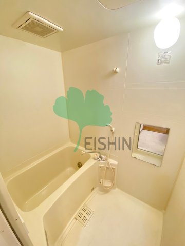 バス・シャワールーム　清潔感のある浴室です！