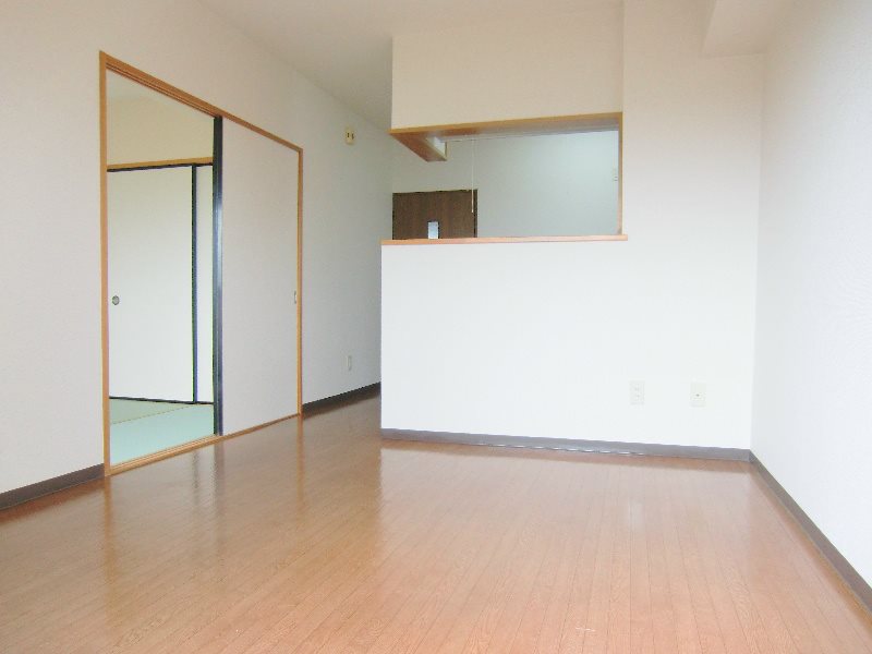 居室・リビング　※現況優先