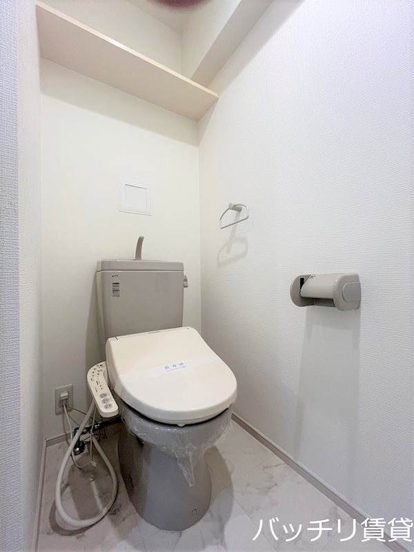 トイレ　※同マンション別部屋写真の為、現状優先。