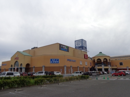 ショッピングセンター　フジグラン神辺店（ショッピングセンター）まで500m