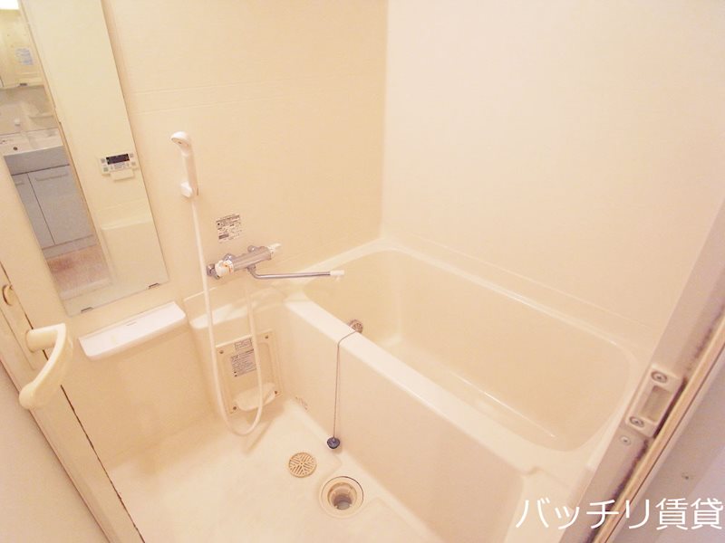 バス・シャワールーム　別号室の画像の為、現状を優先いたします