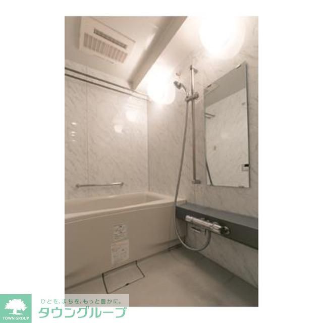 バス・シャワールーム　※写真は同タイプ住戸です。