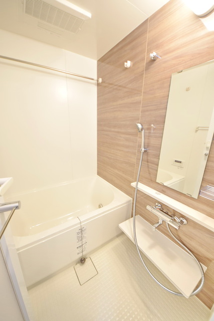 バス・シャワールーム　～ぽっかぽか～