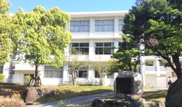 高校・高専　滋賀県立米原高等学校（高校・高専）まで3000m