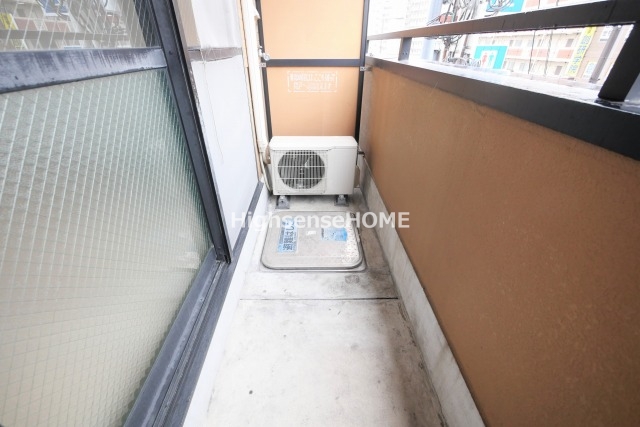 バルコニー　陽当たり良好なバルコニーです