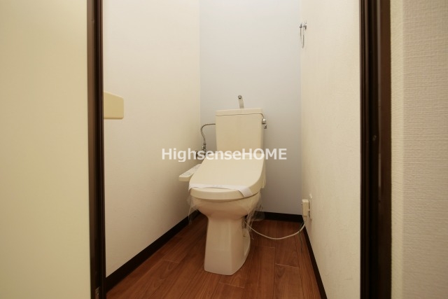 トイレ　コンパクトで使いやすいトイレです