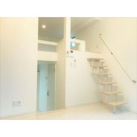 居室・リビング　室内