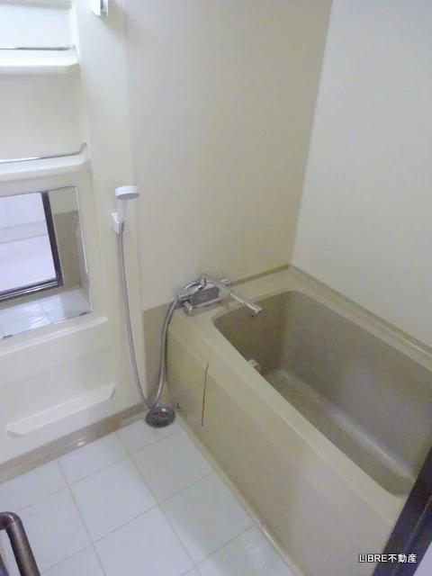 バス・シャワールーム　ゆったり入れるお風呂！