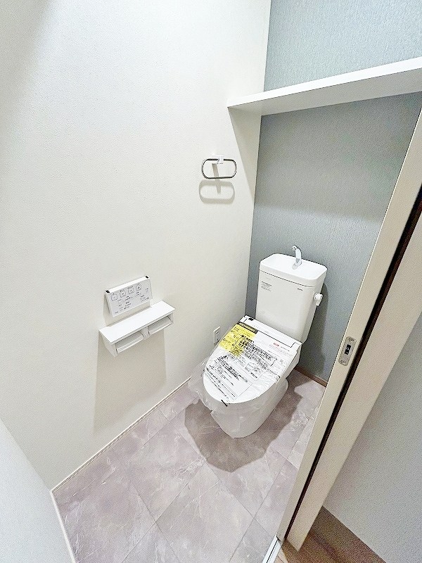 トイレ　★温水洗浄便座★