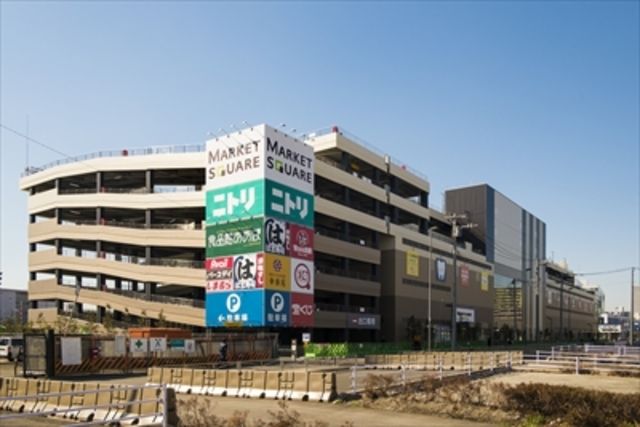 ショッピングセンター　マーケットスクエア川崎イースト（ショッピングセンター）まで930m