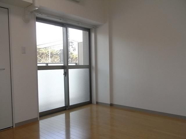 居室・リビング　☆フローリング☆