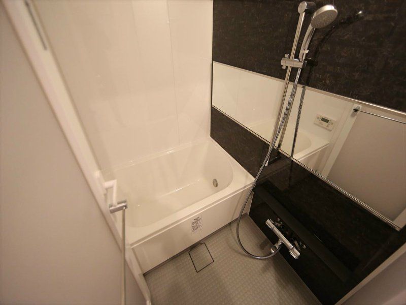 バス・シャワールーム　バス