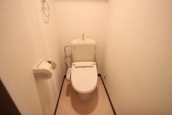 トイレ　※別部屋の写真です