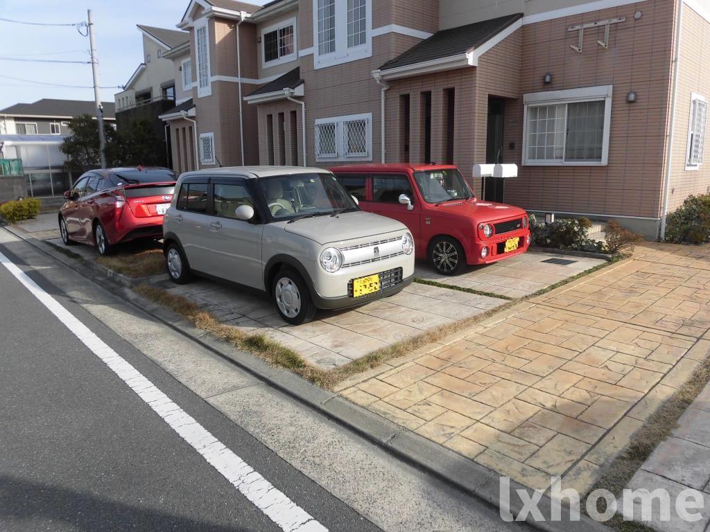 駐車場　駐車スペースもあります