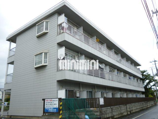 建物外観　落ち着いた雰囲気の住宅街に佇むマンション