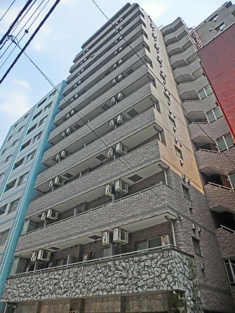 建物外観　タイル張りの外観