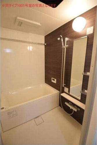 バス・シャワールーム　※別部屋写真となります