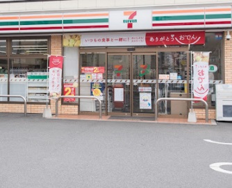 コンビニ　セブンイレブン（コンビニ）まで89m