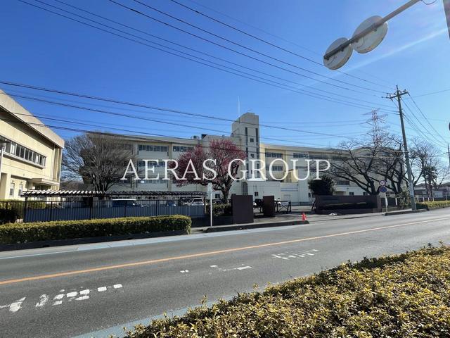 小学校　鶴ヶ島市立藤小学校（小学校）まで422m