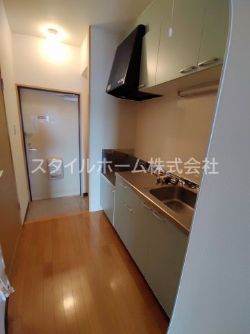 キッチン　別部屋写真です。