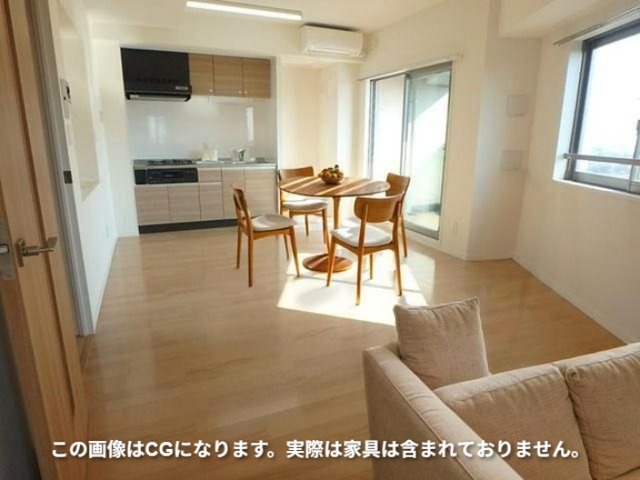 居室・リビング　【ＬＤＫ１３．３帖】　二面採光の明るいリビング★