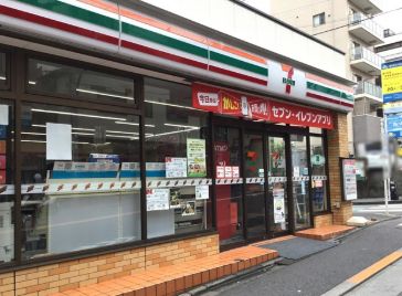 コンビニ　セブンイレブン新宿神楽坂駅西店（コンビニ）まで188m