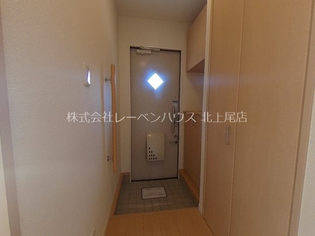 玄関　お問合せは048-772-8202