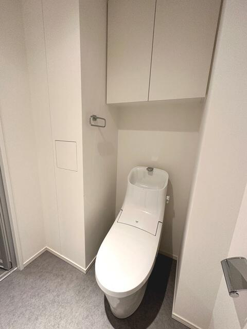 トイレ　※写真は同タイプ住戸です。
