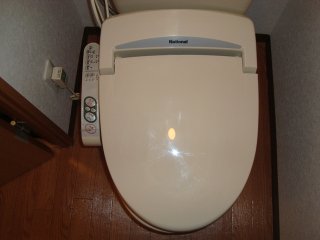 トイレ　シャワー付トイレ